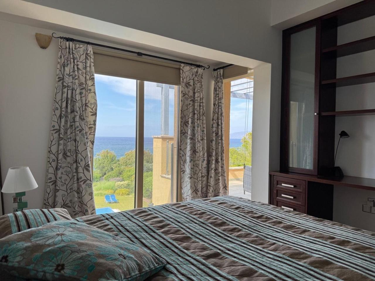 Beach Villa Olivia Нео-Хорио Экстерьер фото