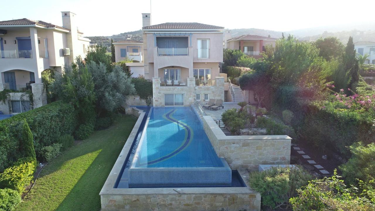 Beach Villa Olivia Нео-Хорио Экстерьер фото