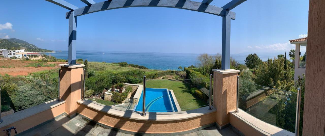 Beach Villa Olivia Нео-Хорио Экстерьер фото