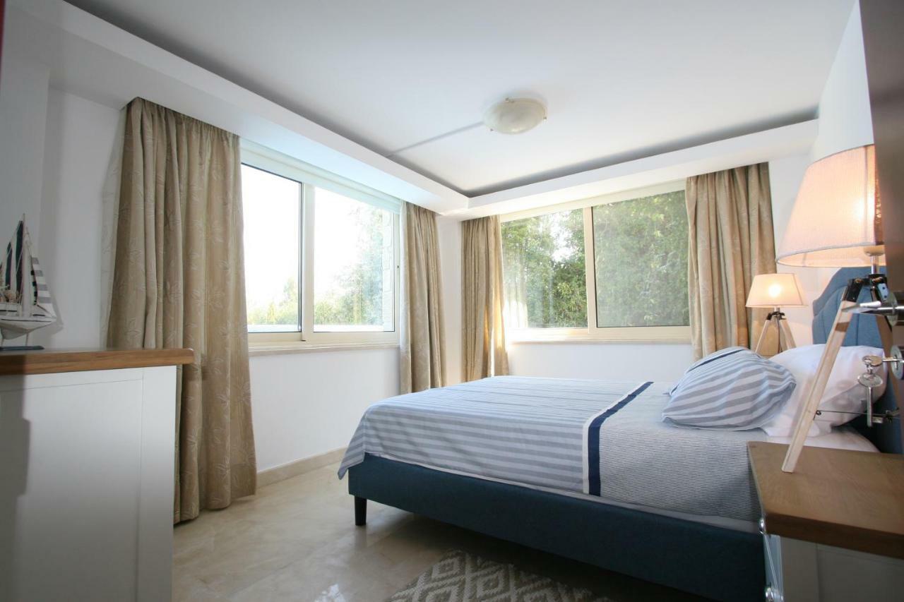Beach Villa Olivia Нео-Хорио Экстерьер фото