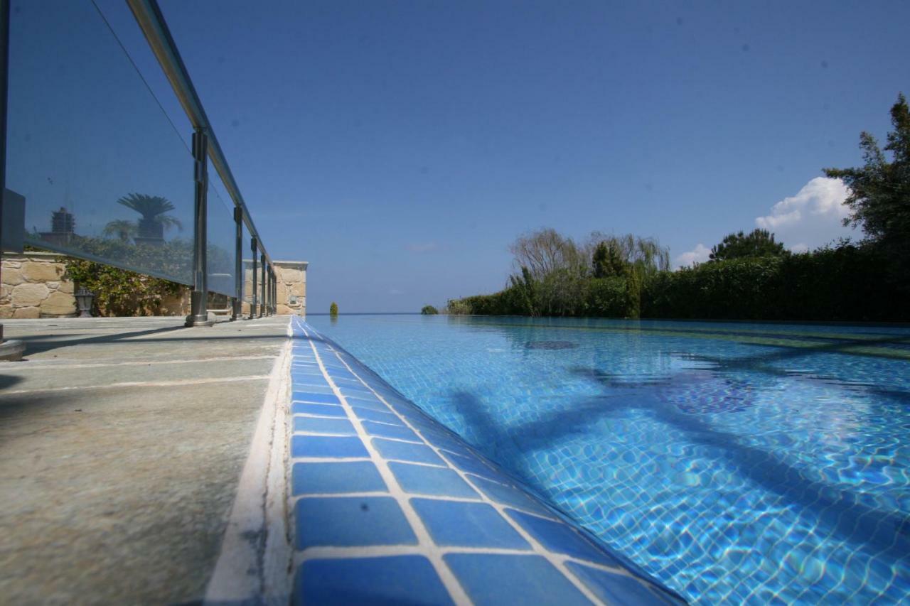 Beach Villa Olivia Нео-Хорио Экстерьер фото